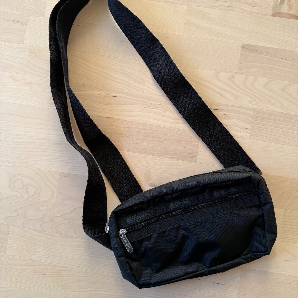 LeSportsac Easy Belt Bag in Black